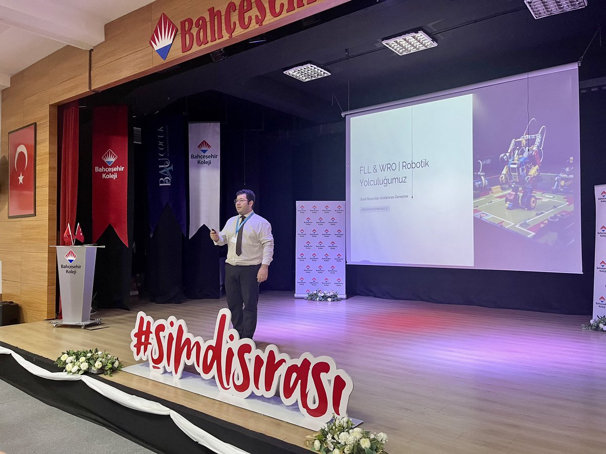 BahcesehirOrdu's tweet photo. 🤖 FLL &amp; WRO yolculuğumuz başlıyor! 🚀

İlkokul, ortaokul ve lise öğrencilerimize yönelik FLL ve WRO tanıtımlarımızı gerçekleştirdik. Yeni sezon için takım başvurularımız başladı!

Yeni takımlar, yeni hedefler, yeni başarılar! ❤️🤖

#FLL #WRO #BahçeşehirKoleji https://t.co/DIT8Eb1xgS