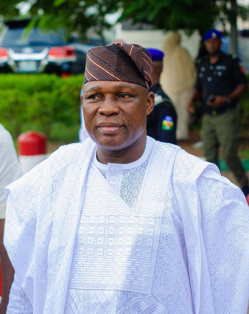 jose66542's tweet photo. #XLeadingLight Series — #4 of My Top 20

My Leading Light: Distinguished Senator Akogun Kamarudeen Olalere Oyewumi Ph.D 
@LereOyewumi
@NGRSenate

Ikire. Elere Compound. Born 5 Jan 1960.

I know this Leading Light — though he may not know me.

He signed my LGA Identification as Chairman, Irewole LG.

Those were my formative years. I can still recall how popular he was with the people — so popular, I can't even quantify it. 

The chant was everywhere: 
UP LERE - THE CHAIR!

He lived with the people. Ate with the people.

As LG Boss, he was memorable. A strong @OfficialPDPNig PDP statesman until he joined @AccordPartyNG
with @AAdeleke_01 

Sen. Dr. [Akogun] Lere Oyewumi prioritized what matters: 

EDUCATION, INFRASTRUCTURE, WELFARE.

If he was allowed to contest as many times as he wanted, he would have continued to win every time. No ballot could beat that love.

I know him more through my UI roommate, Ajiteru Olalekan Sadiq — Chemistry, UI, graduated with Honours. A direct benefactor of his kindness. Last I checked, he was with Dangote Cement, 
@DangoteCement
Obajana — though we lost contact after UI. From Ikire to UI to Obajana. That is what kindness produces.

And I know he personally used his influence to get Ikire sons and daughters into Federal agencies — Customs and likes. 

I know 2 Senior Officers in Customs he facilitated and a few more in other agencies. Not stipends — CAREERS.

Teacher → Education Officer FGGC New Bussa → Geography, Ife '87 → Masters & PhD Community Development, UI → 

Chairman Irewole LG (1996, 2003-2007) → House of Reps, Third Republic → Federal Commissioner, NPC → 

Senator, Osun West, 13 June 2023 till date → 

Deputy Minority Leader, 10th Senate.

Former school teacher turned destiny-helper.

Hence, why I wasn't surprised when he stepped up and became the Senatorial Voice for Osun West. From THE CHAIR TO THE VOICE — natural progression.

Some had predicted governorship. It would be nice to see him as Governor of Osun someday. 

Arguably the first son of Irewole to become that.

True grassroots. 
Man's so loved.

My Leading Light.

Honour to whom 
honour is due.

#XLeadingLight #LeadingLight #UpLere #SenatorLereOyewumi #OsunWest #Ikire