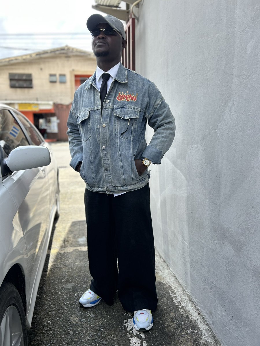 HadjiKwame's tweet photo. Stay Woke 👊🏿 https://t.co/BCGCegvK1f