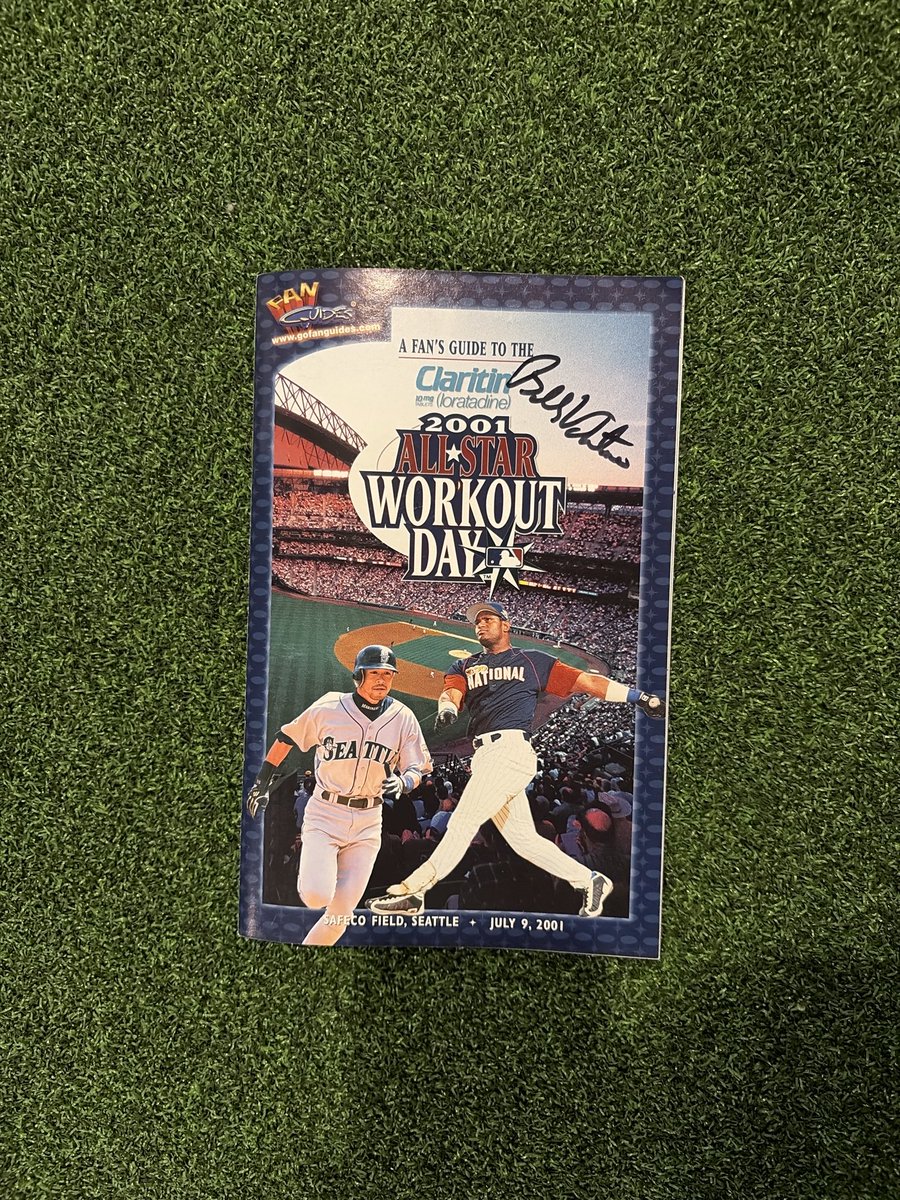 RampIVMem's tweet photo. embroidered emblem.
One story. One lot. Straight from the collection.
Collector Clubhouse members get the first look—join through link in bio.
View the complete lot: 
https://t.co/5hV3Taq1sr 
#BobbyValentine #MikePiazza #MLBAllStar #AllStarGame #SeattleMariners #BaseballHistory https://t.co/zdMaCJuxqg