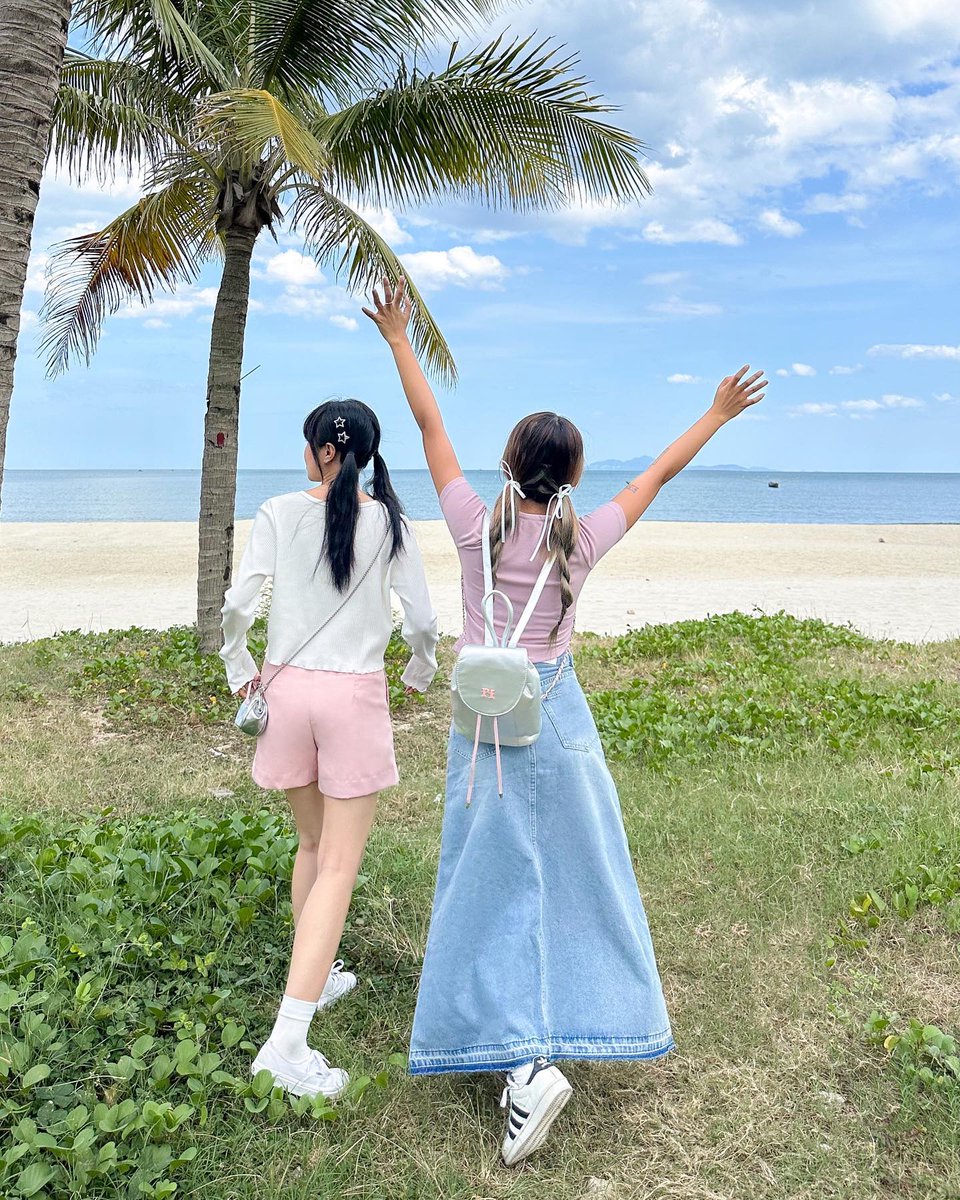 micarla8's tweet photo. なんとなく物思いにふけってしまう、そんな秋の夜長。たまにはこういうのも悪くない。 🔥
eZlz https://t.co/RgLuCmV7g4