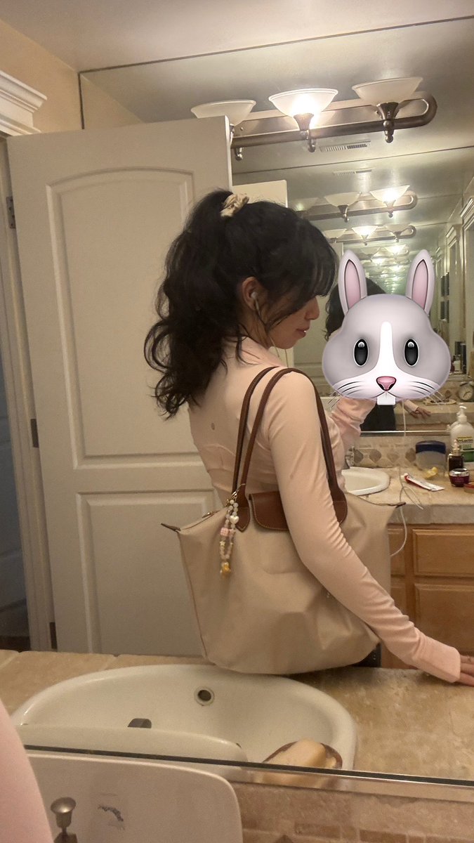 skittybun's tweet photo. 🐰🍡 https://t.co/f9RidW2mjL