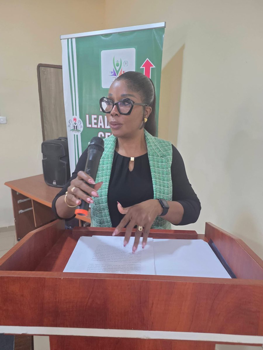 Oluga_MediaTeaM's tweet photo. A big congratulations to our Principal, Hon. Taiwo Olukemi Oluga, FNIM, FNIPM, on the successful defence of her PhD at the University of Abuja🎓

Your leadership, excellence, and dedication continue to inspire us. We are proud of you, Mummy❤️

— Oluga Media Team

#ITESIWAJU2027 https://t.co/OJW2MwkPom