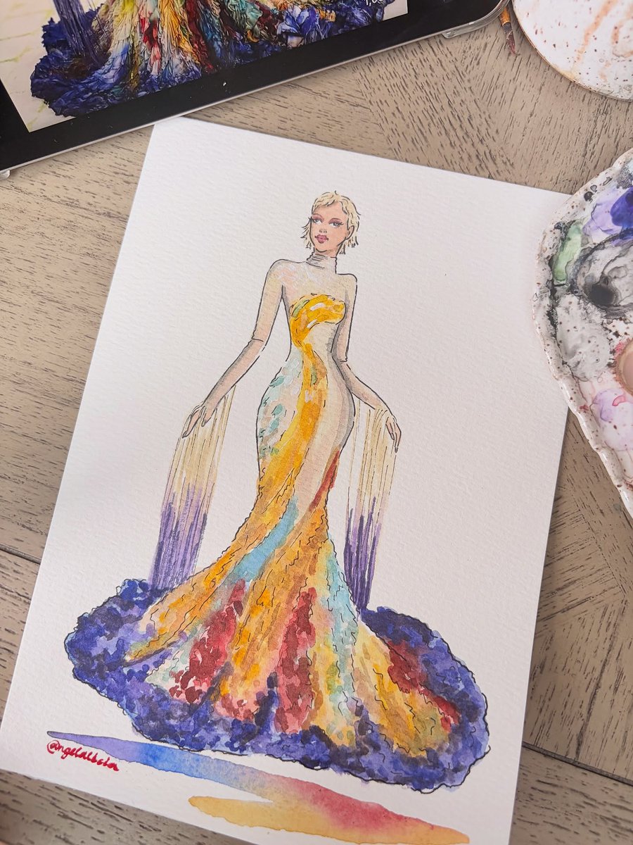 97_belmonte's tweet photo. Emma Chamberlain in a Mugler gown inspired by the maison’s 1997 La Chimère ensemble. https://t.co/0Zx5iz2SmL
