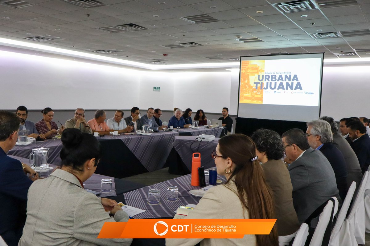 CDTijuana's tweet photo. Una ciudad más competitiva atrae inversión, genera oportunidades y ofrece mejores condiciones para quienes la habitan.

Desde el CDT damos seguimiento al Estudio de Competitividad Urbana de Tijuana, desarrollado en colaboración con el @imcomx , con recursos de FIDEM. https://t.co/jbTzPWJ5nl