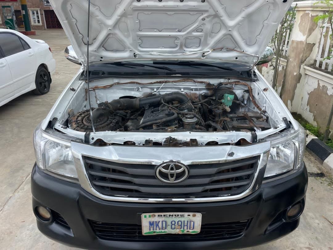 Hazblinkz's tweet photo. 🔥🔥 HOT DISTRESSED DEAL FAST DEAL🔥🔥

🚘 SHARP 2012 TOYOTA HILUX
✅ Untampered Engine
⚙️ Manual Transmission
🔊 Auxiliary Active
🆙 High Jack
❄️ AC Chilling
🚨 Security Siren Working

💰 PRICE: ₦11.5M ONLY

📍 LOCATION: ABUJA
🇳🇬🇳🇬🇳🇬🇳🇬

Call 07035820932 https://t.co/wPQH502eXS