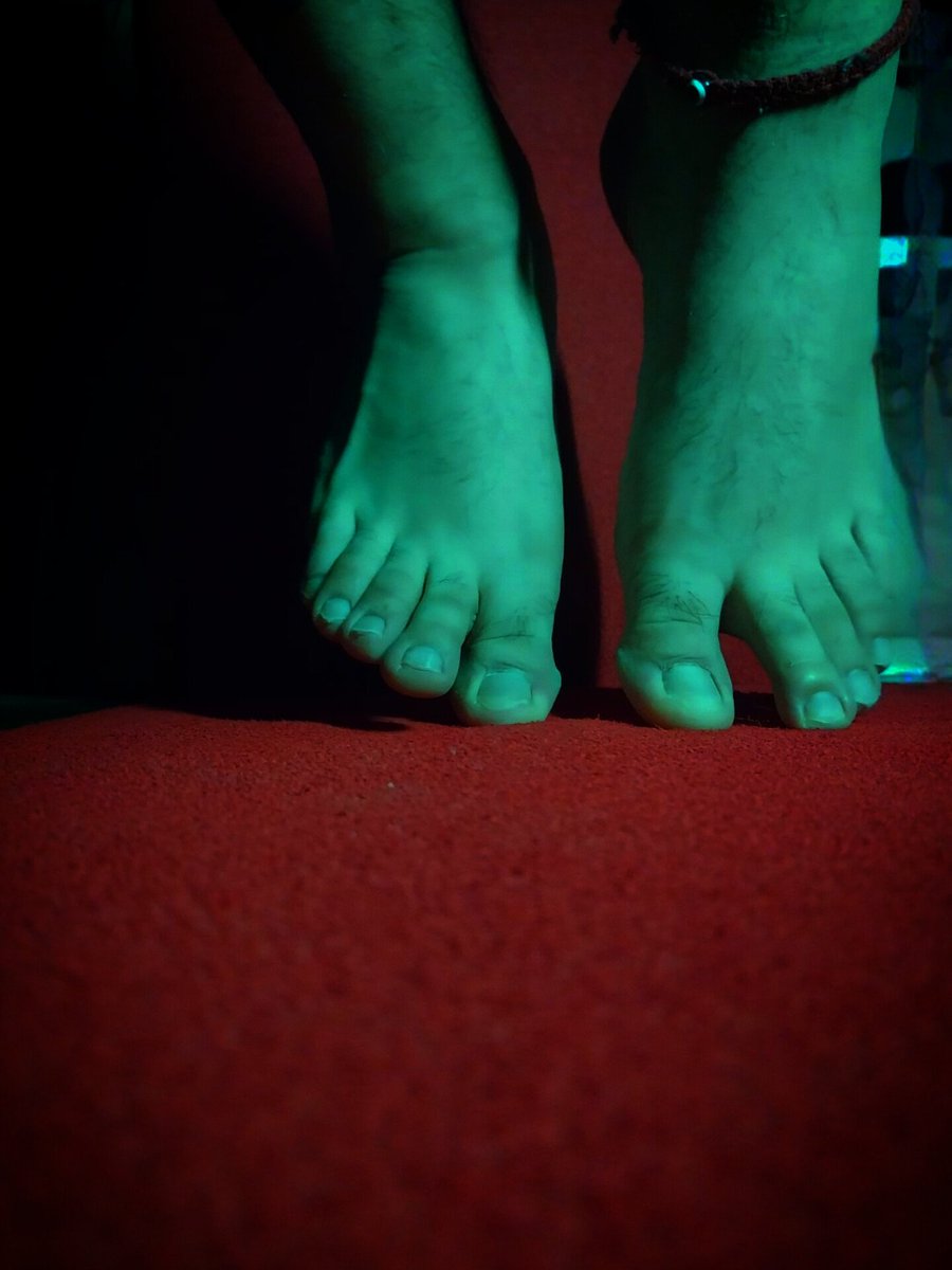 Soleprivate5k's tweet photo. @BragaFeet https://t.co/FsP7CfBJW3