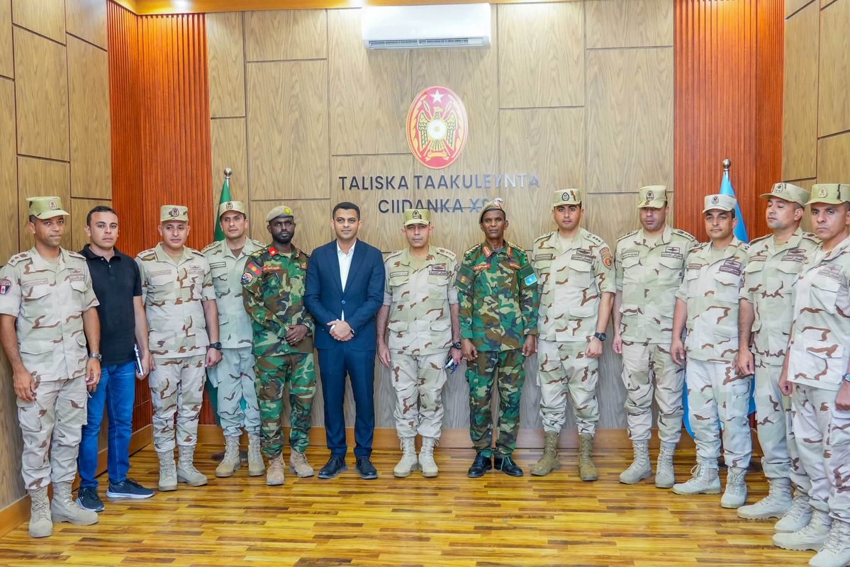 SomaliEye_'s tweet photo. Senior Egyptian military officials arrived in Somalia’s capital, Mogadishu, on Tuesday as the two countries move to strengthen military cooperation.

The delegation held talks with Somalia’s military leadership, including the commander responsible for logistics and support, as they prepared for a meeting with the Commander of the Somali Armed Forces.

The visit is focused on advancing previously agreed military cooperation between Somalia and Egypt, including plans to establish a military training school and support the Somali National Army with equipment and other military assistance.

The talks come as Mogadishu and Cairo continue to deepen their strategic and security ties.