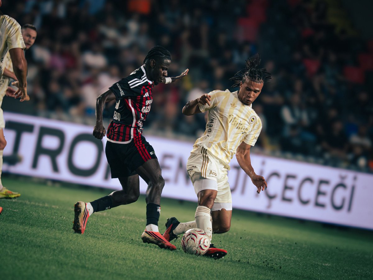 10Gidado's tweet photo. PEOPLE OFTEN ASK: WHO KNOWS THE FUTURE? 💭 ONLY GOD. ✝️

Few years ago, I was playing football in the streets of New Nyanya and some pitches in Abuja.
Around those same New Nyanya streets, I would stand outside sport bars watching players like N’Golo Kanté, Mason Greenwood,Romelu Lukaku, Nathan Ake, Matteo Guendouzi and the Fenerbahçe players on television, wondering what it would feel like to one day to play on the big stage or share the same pitch with them.
Then came yesterday. 
Life has a funny way of turning the things you once watched from a distance into moments you get to live. I’m a testimony of God’s grace. 
From New Nyanya to Europe. 
From watching them on TV to competing against them on the pitch.
For me, this is more than football for me. It is a reminder to everyone that where you start doesn’t determine where you finish.
My name is Victor Ntino-Emo Gidado and  my journey is still being written. 📝🇳🇬⚽️

#GaziantepFK #Fenerbahçe