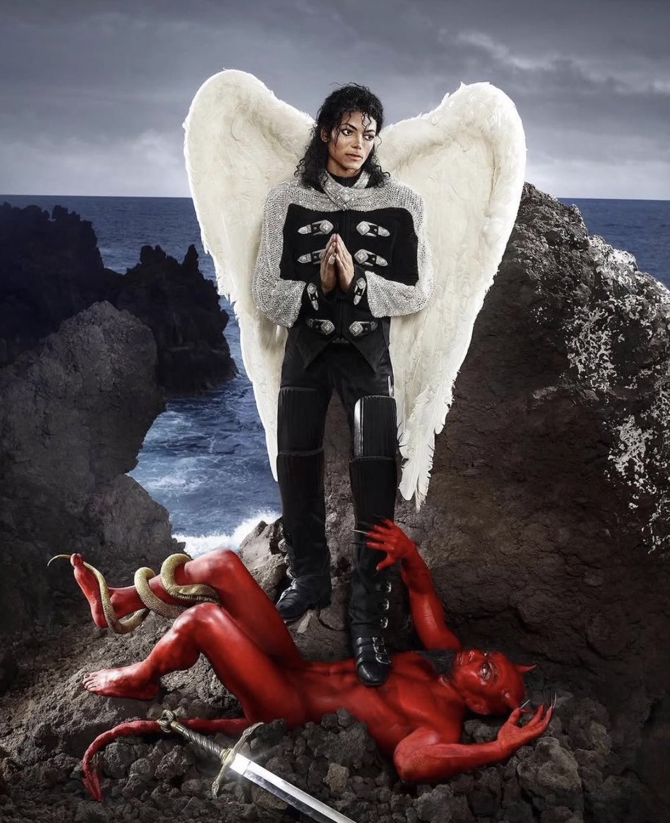 Sound_Scrape's tweet photo. David LaChapelle’s religious themed portraits of Michael Jackson (2009) https://t.co/sqJlDyzT0n