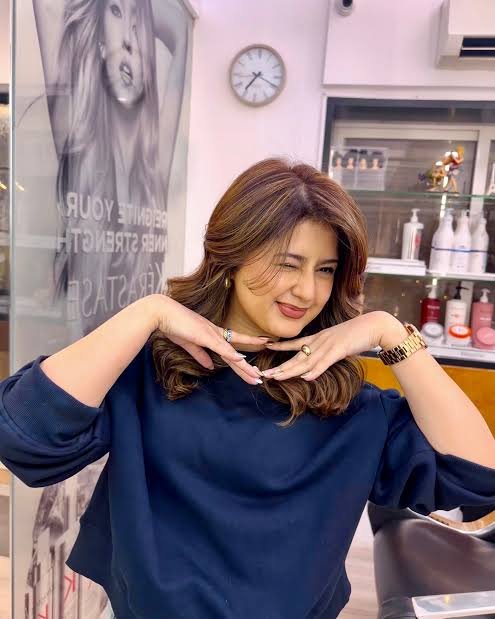 ArishfaKhanTeam's tweet photo. Big appreciation to everyone who showed up and contributed to the trend ❤️‍🔥 Your dedication love and support for Arishfa truly made the difference Let’s keep the same energy going until our Queen brings that trophy home 🏆👑

#ArishfaKhan !! #BiggBoss20
NATION STANDS WITH ARISHFA https://t.co/cpcSFl3W5k