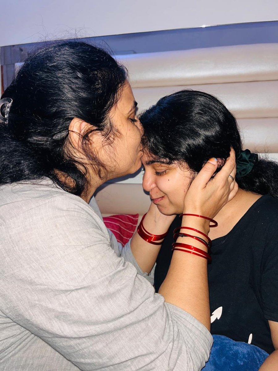 Manjulika_8's tweet photo. 🎂 हैप्पी बर्थडे मेरी प्यारी बेटी! ❤️
तुम्हारी हर खुशी मेरी खुशी है और तुम्हारे हर सपने में मेरी दुआ शामिल है। महादेव तुम्हें लंबी उम्र, अच्छी सेहत और जीवन की हर सफलता दें। 🙏🌸
हमेशा खुश रहो मेरी लाडो, माँ का सारा प्यार तुम्हारे लिए है। 🥰❤️## https://t.co/CmqCHUcIHq
