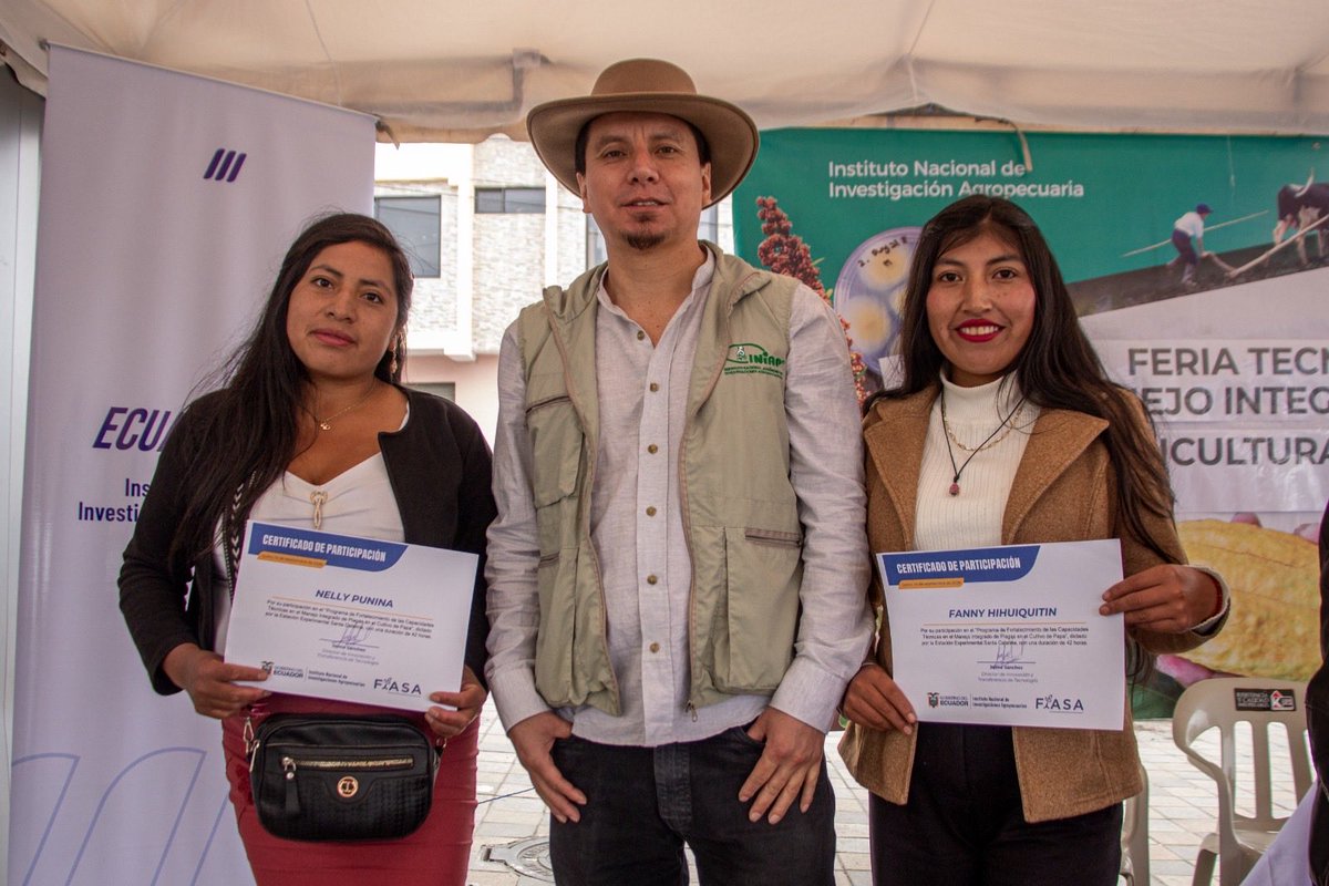 INIAPECUADOR's tweet photo. Durante la jornada, productores, técnicos, promotores y actores del sector agropecuario conocieron alternativas tecnológicas y prácticas orientadas a fortalecer el manejo integrado de plagas y una producción agrícola más sostenible y eficiente. https://t.co/2VbZkUJKpb