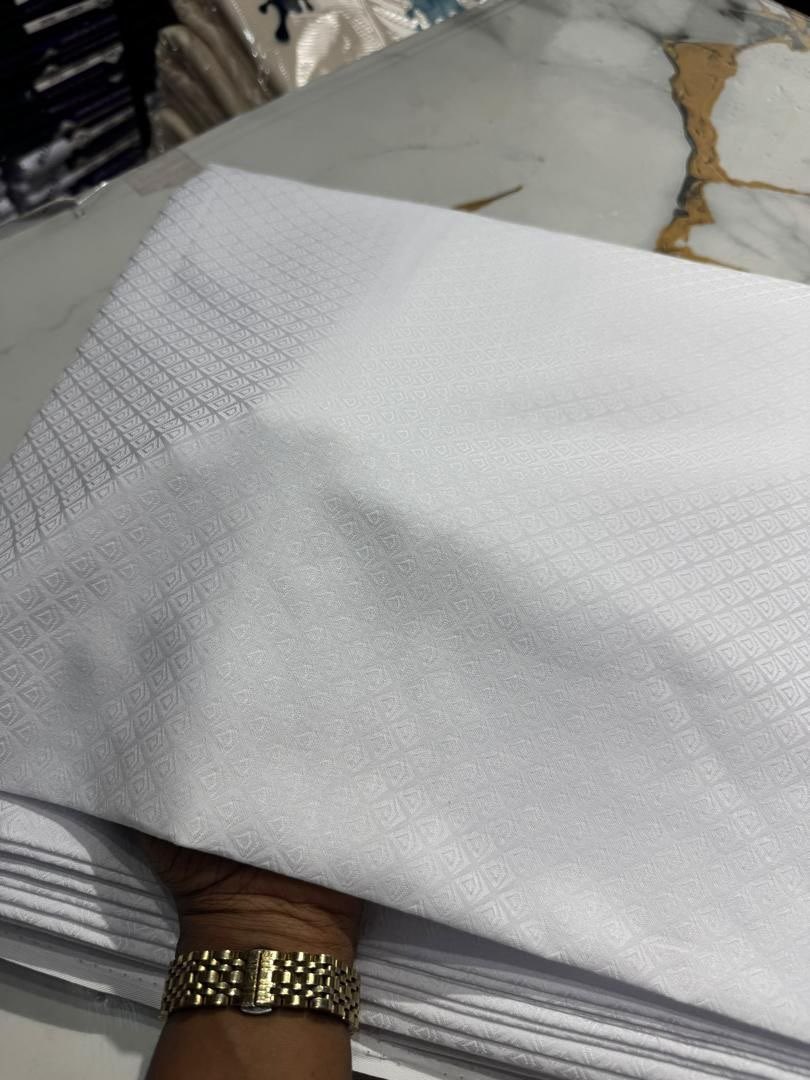 sherifatabiodu1's tweet photo. Atiku voile
Price: 45,000/5yards
Lagos
Delivery Nationwide 
Please help repost when you come across this https://t.co/AHyQsk750I