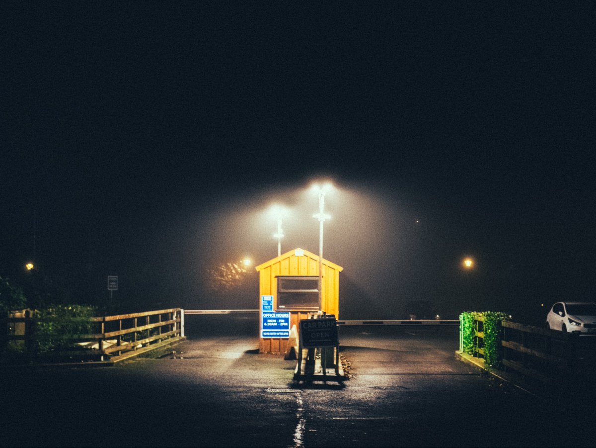 artofseanmurphy's tweet photo. All too quiet https://t.co/uyXI5Tzat7