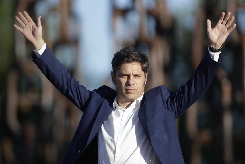 martinatalia22's tweet photo. El que te defiende! Mi futuro presidente ♥️ https://t.co/sBRTtESAtA