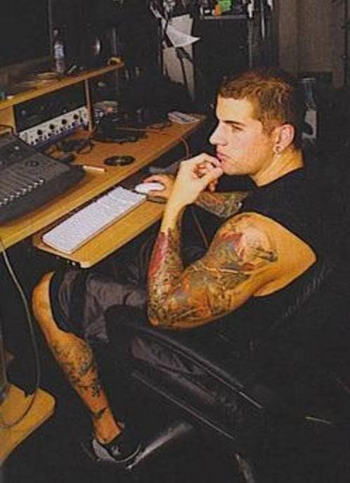 hailtothesyn's tweet photo. thinking about him…… https://t.co/NwXyXjSgjL