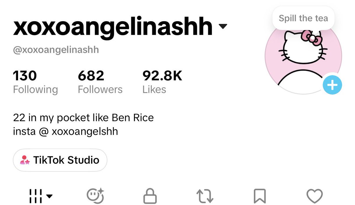angelinaologist's tweet photo. yall go give me a follow pls https://t.co/e7Q8GMhpPL