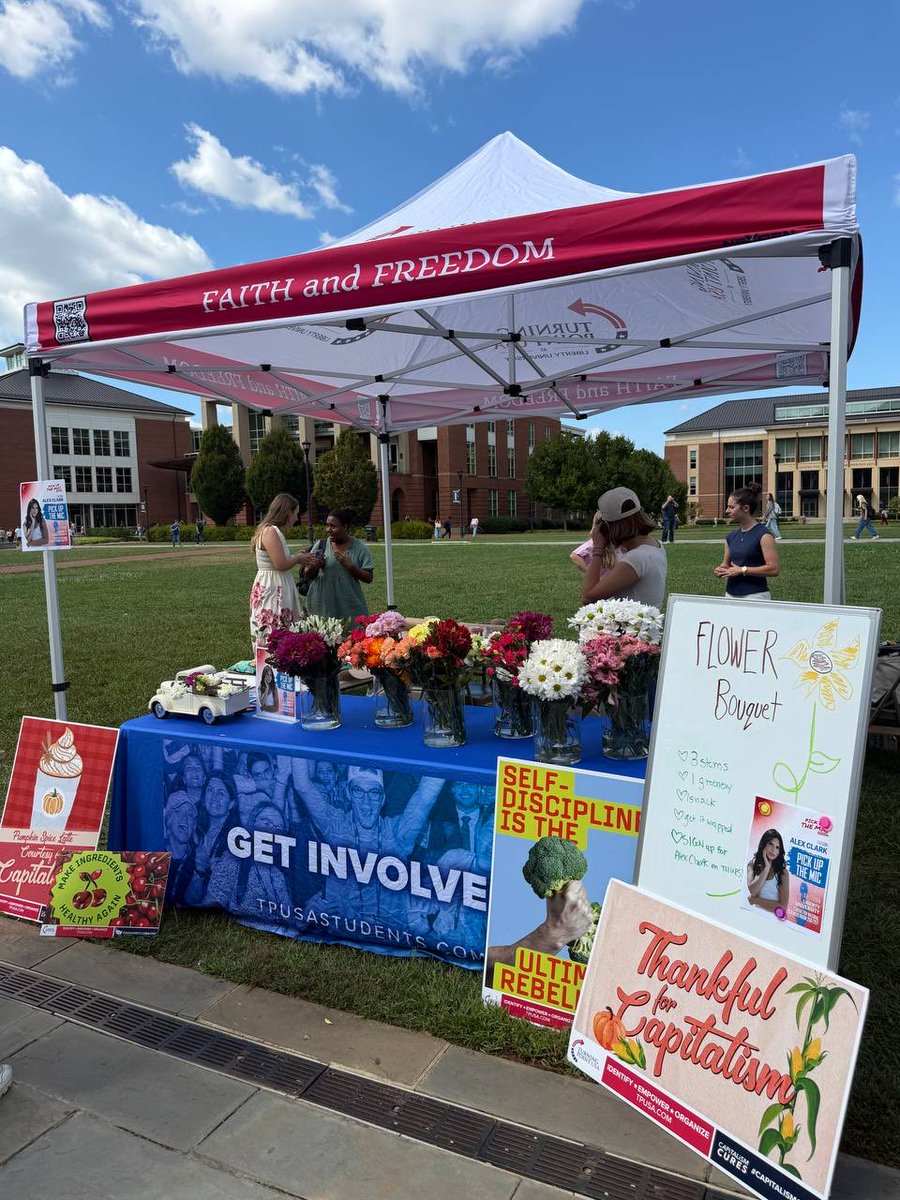 TPUSA_LU's tweet photo. Fresh flowers, healthy snacks, and all things Alex Clark! 💐 We loved tabling and getting everyone excited for our Pick Up the Mic event with Alex Clark! Join us Thursday at 7 PM in CNS 256/257. @TPUSA @tpusastudents https://t.co/SWnMzqQVHz