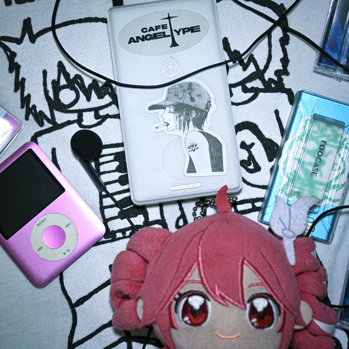 mika_mioda's tweet photo. Get your 16:9 krollo CD today at www mikamioda com !!!
Digital purchases at www mikamioda bandcamp com
& also new track & MV thursday; turn on the notifs for the mika*mioda YouTube channel 😸
#CYTIWTD #UCJ #2bFactual https://t.co/KpQOOO7I36