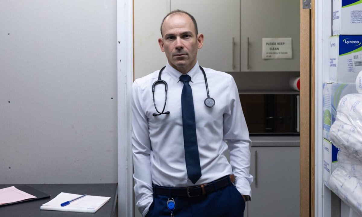 Sunday_Post's tweet photo. As government ploughs £36m into walk-in centres, doctors insist GP practices should get more support https://t.co/AOZG4LHUCB https://t.co/aW0kqBSPCS