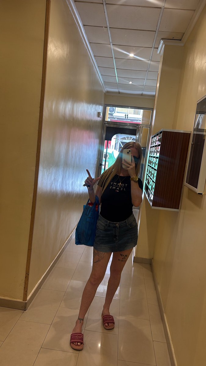 GingerPhoenix_'s tweet photo. 35 messages off time wasters in 24hours 
I’ve only made 380 in 24hours 
Findom X is now full of broke losers not worth of my attention 👍 https://t.co/hOUfoLwEYb