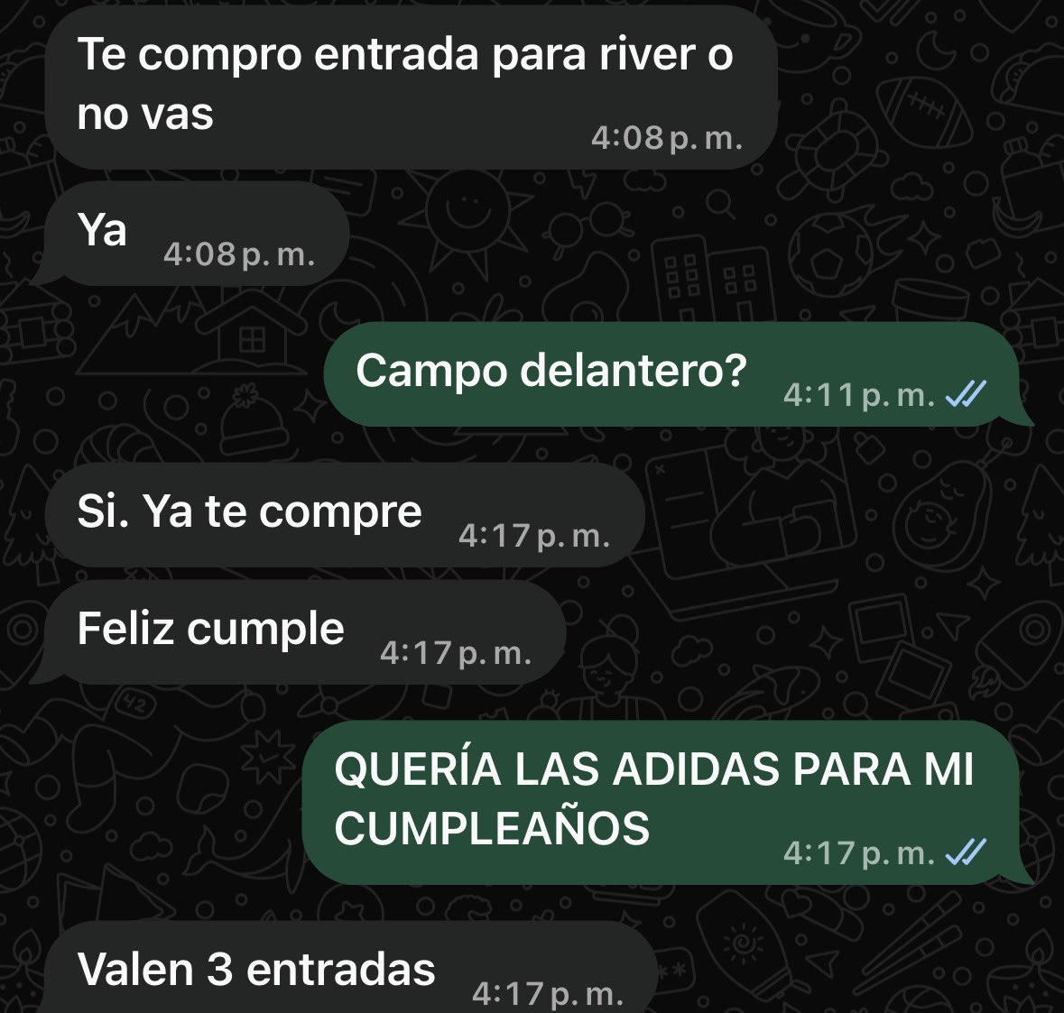Mihijaestrol0's tweet photo. MI NOVIO ME REGALÓ LA ENTRADA PARA EL RIVER DE LALI https://t.co/JlCKT01qOf