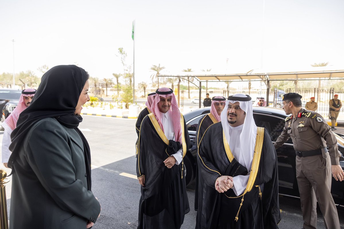 mohammedal_saud's tweet photo. رعى صاحب السمو الملكي الأمير
محمد بن عبدالرحمن بن عبدالعزيز
نائب أمير منطقة الرياض اليوم الملتقى
القانوني الأول لرعاية الأشخاص ذوي الإعاقة
وذوي اضطراب طيف التوحد، الذي تنظمه
جمعية أسر التوحد، بالشراكة مع هيئة
حقوق الإنسان، وذلك بمقر الهيئة بالرياض https://t.co/vc18oCGVPt