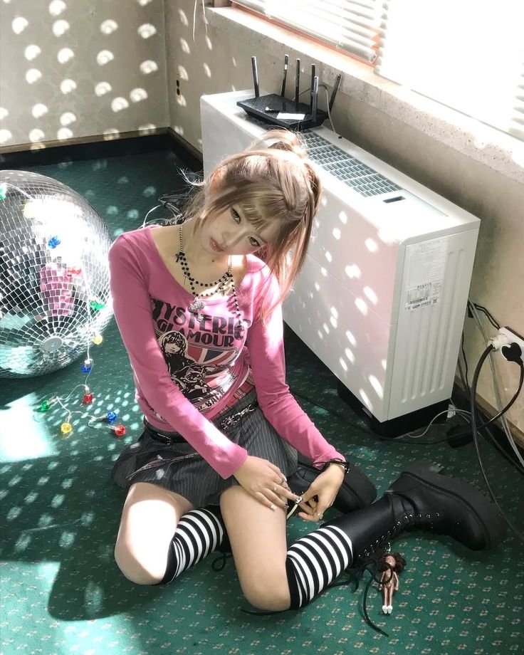 MISSFIT_off's tweet photo. Mika Instagram Update 🐦 260915 

#Mika #미카 #Fkpop 
#MISSFIT #부적합자 https://t.co/VmFTSStONt