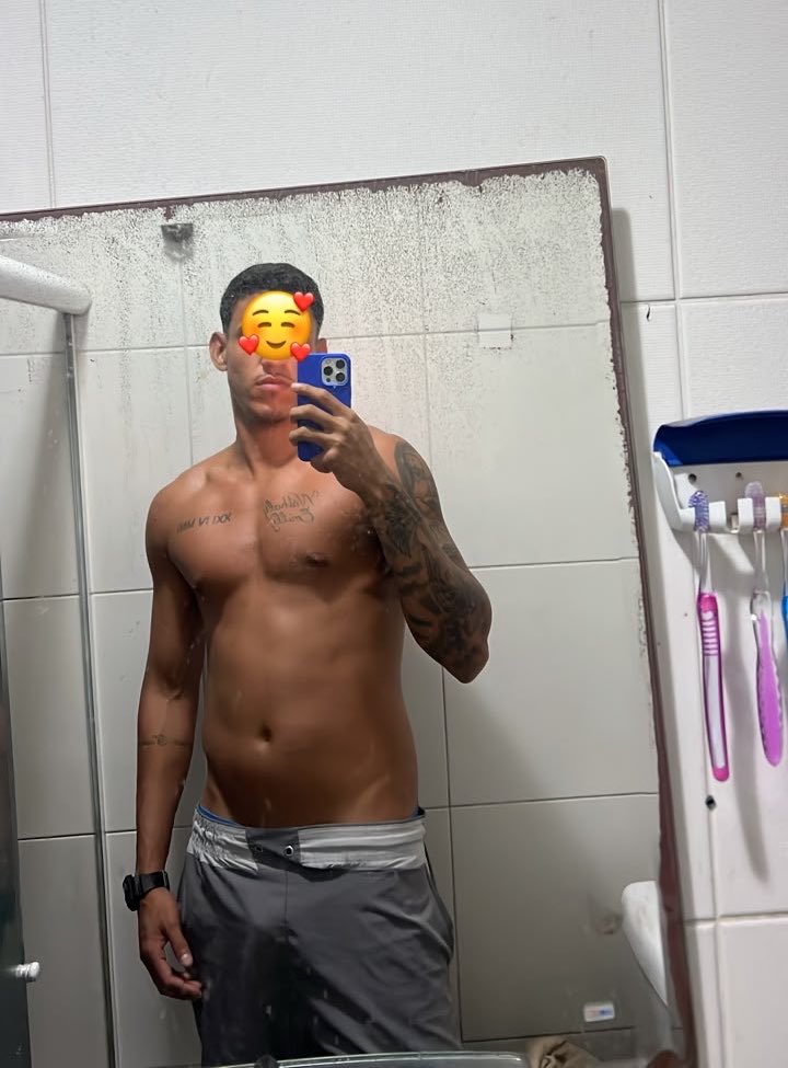 dinizgusta21's tweet photo. 🥰 https://t.co/RstL6Gvmvl