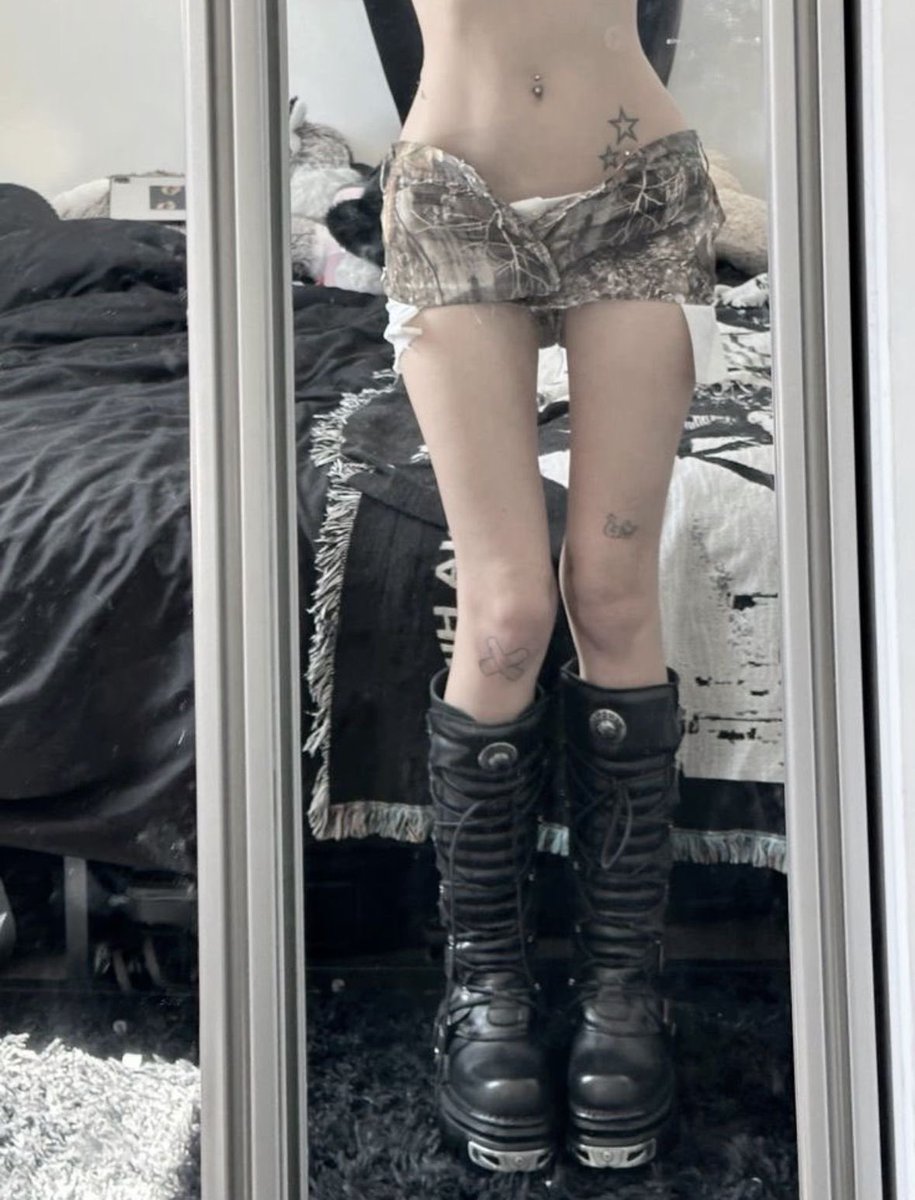 d3caybby666 tweet picture