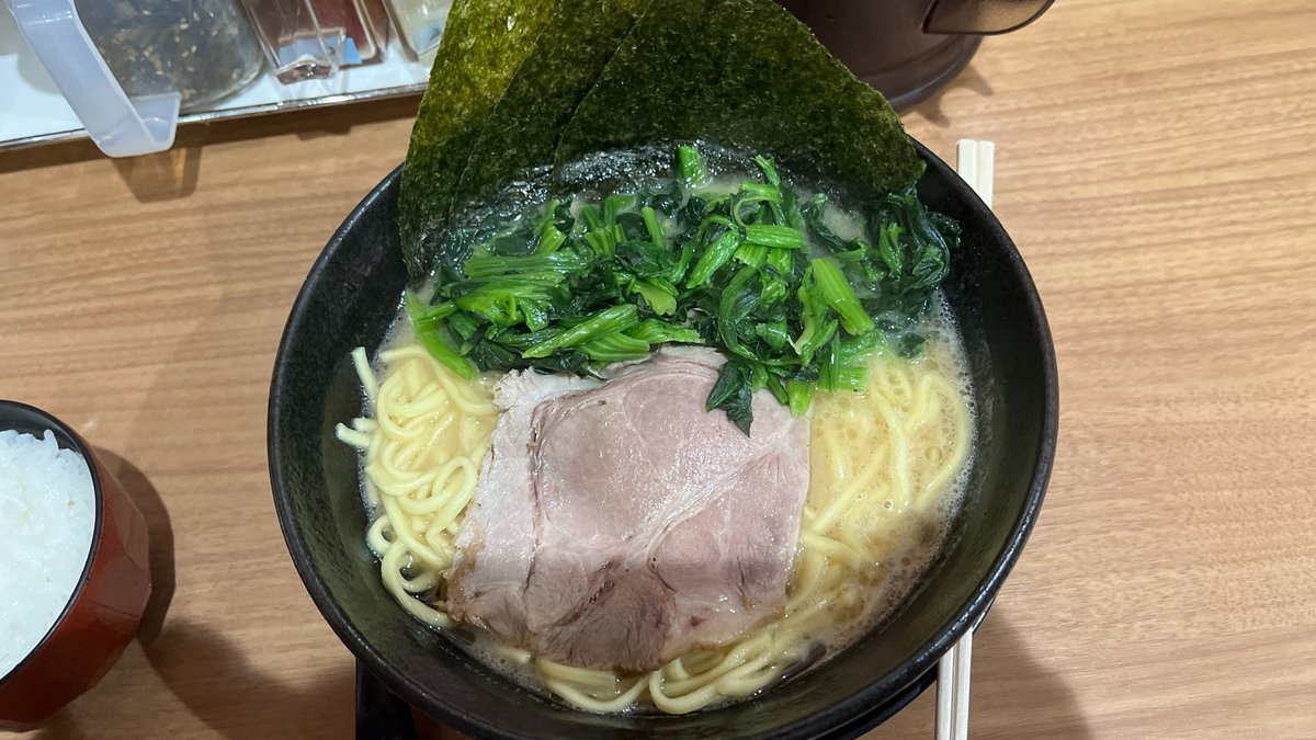 Rit_RizFlie's tweet photo. 麺で予祝して卒検 合格
バイク探し始めます https://t.co/WRhfOlIeYU