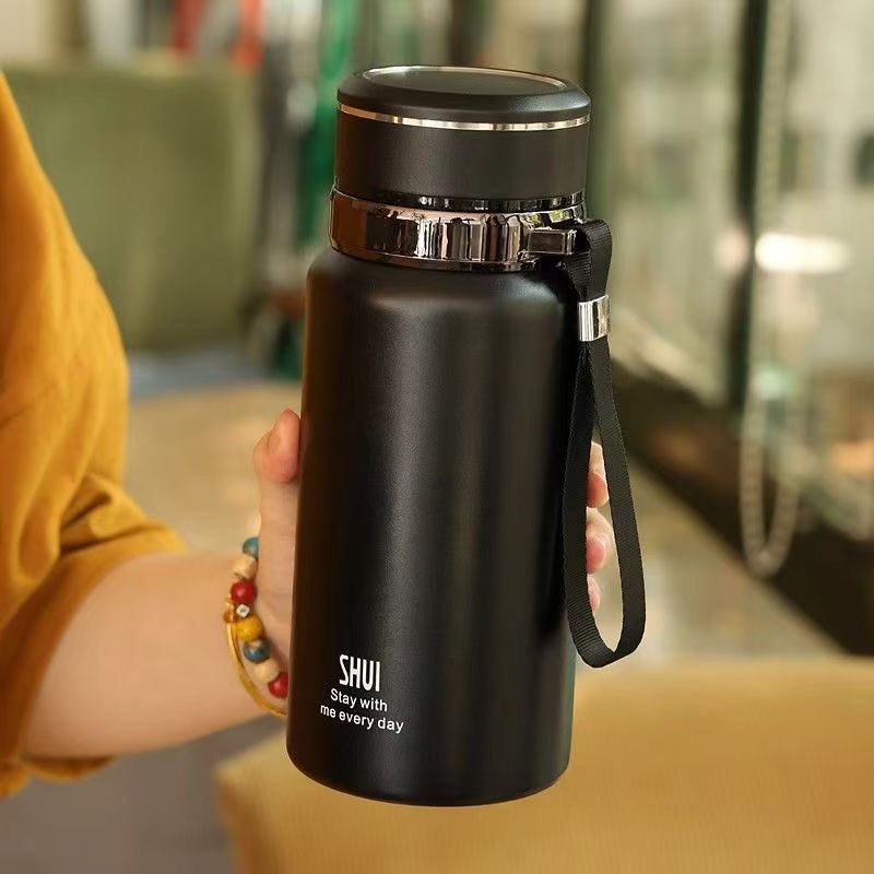 Rizbles's tweet photo. Termos Stainless Vacuum Flask 680ML Botol Minum Stainless Tumbler Tahan Panas dan Dingin.

https://t.co/qrjVxJR596 https://t.co/UsYKKoS9r4