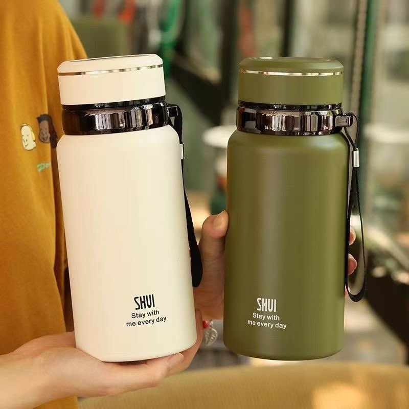 Rizbles's tweet photo. Termos Stainless Vacuum Flask 680ML Botol Minum Stainless Tumbler Tahan Panas dan Dingin.

https://t.co/qrjVxJR596 https://t.co/UsYKKoS9r4