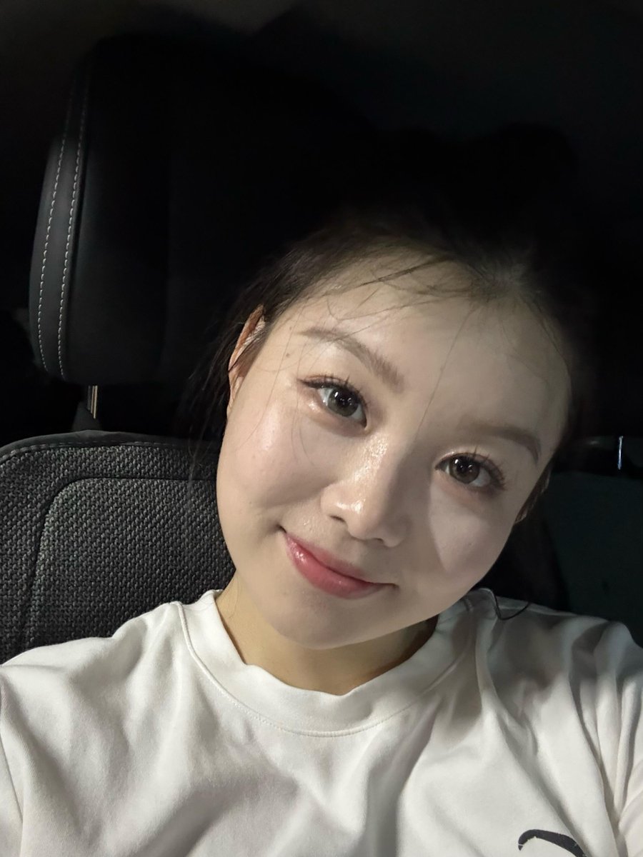 achantay__'s tweet photo. 白天是人妻，晚上只是一个想被好好了解的女人……有人懂吗？ https://t.co/d3ky6lQjJD