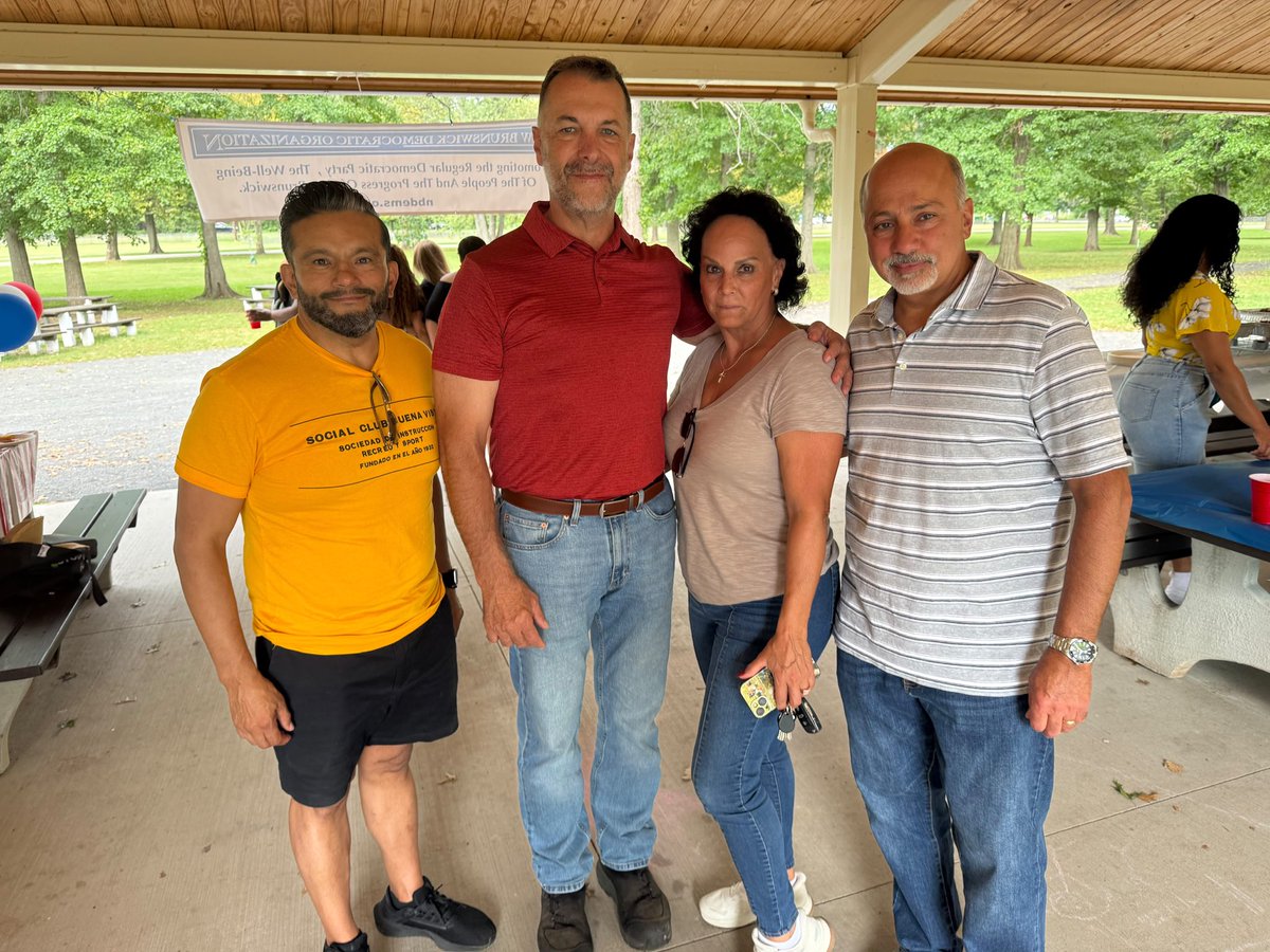 JoeDanielsen17's tweet photo. It was great spending time with neighbors and friends recently. Events like these are always a wonderful opportunity to connect, hear directly from people about what matters most to them, and learn how I can be of service. #njld17 #alwaysatyourservice https://t.co/oVo6QcEnoL