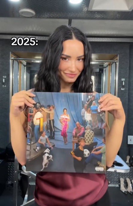 theholydemi's tweet photo. this is still so funnyskdnndnd https://t.co/Rj8CbdczQy