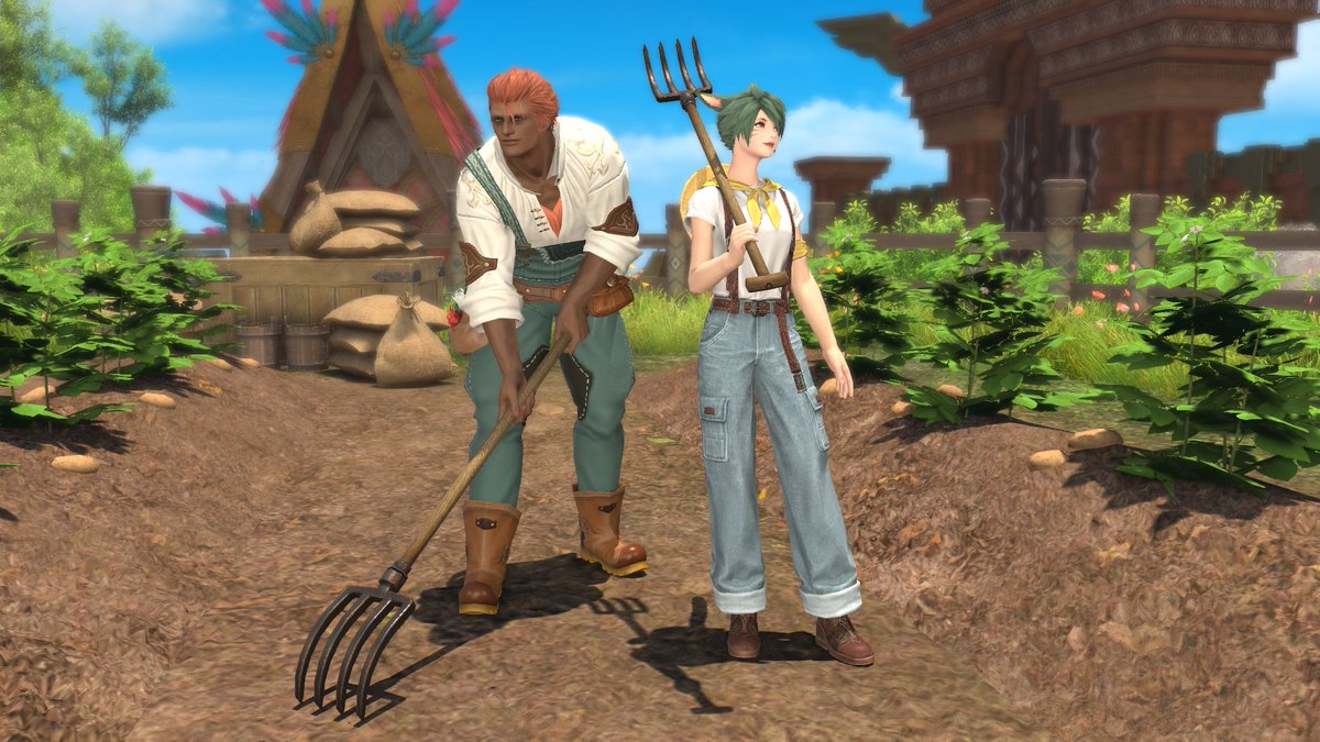 A Final Fantasy 14 screenshot of two player characters posing with pitchforks.
