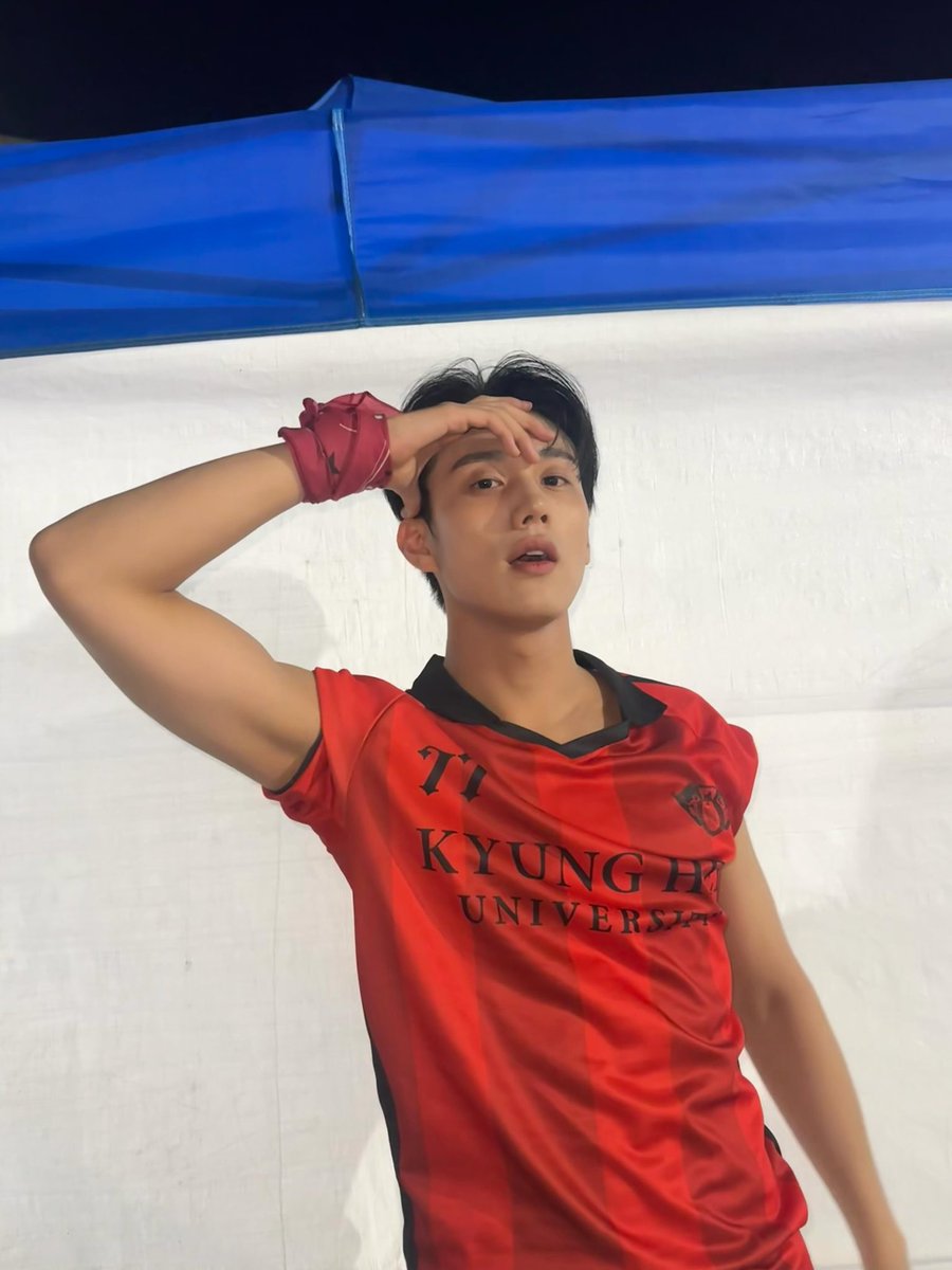 INTAKKl's tweet photo. Kyunghee University was so fun. Performing there, hearing the crowd scream, and feeling that energy from the stage? I may have enjoyed being watched a little too much. https://t.co/D7fUKhPXEr