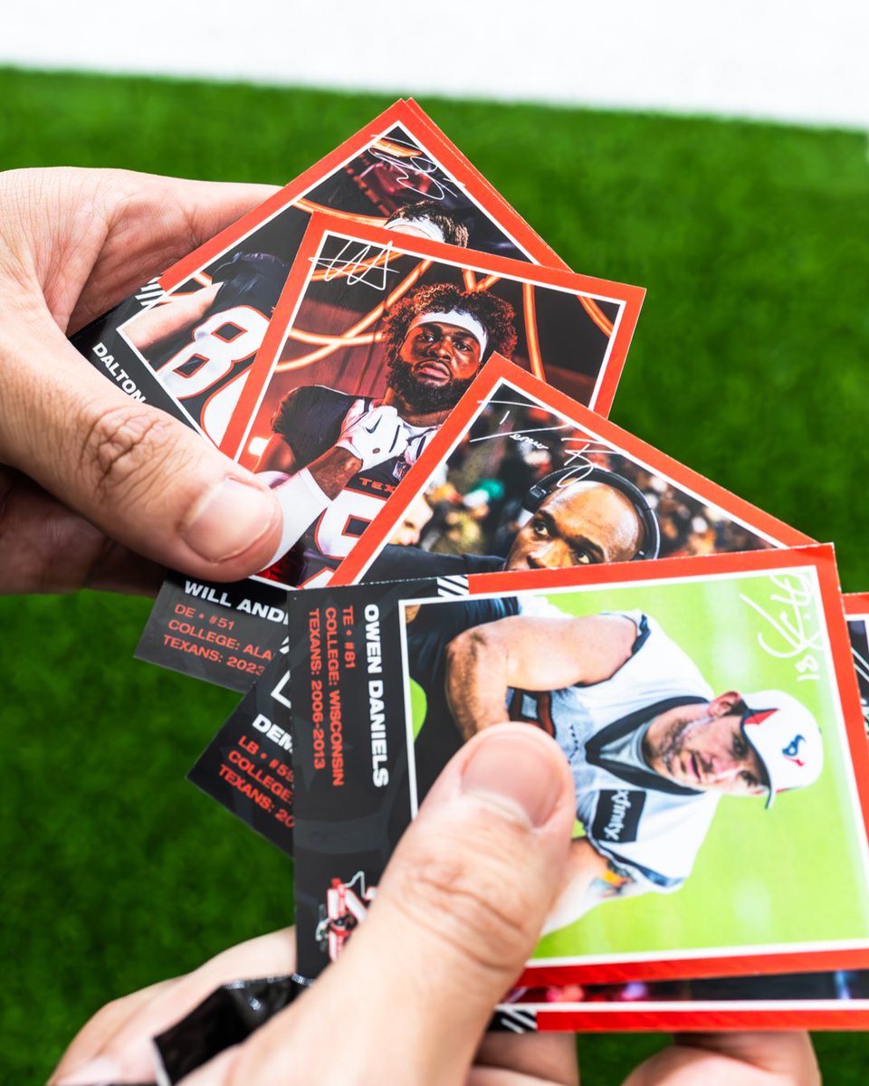 HoustonTexans's tweet photo. 🚨 TEXANS TRADING CARDS 🚨

SCORE A PACK. FIND THE GOLD: https://t.co/DtY2BLTWCd https://t.co/DjYL4YDP0M