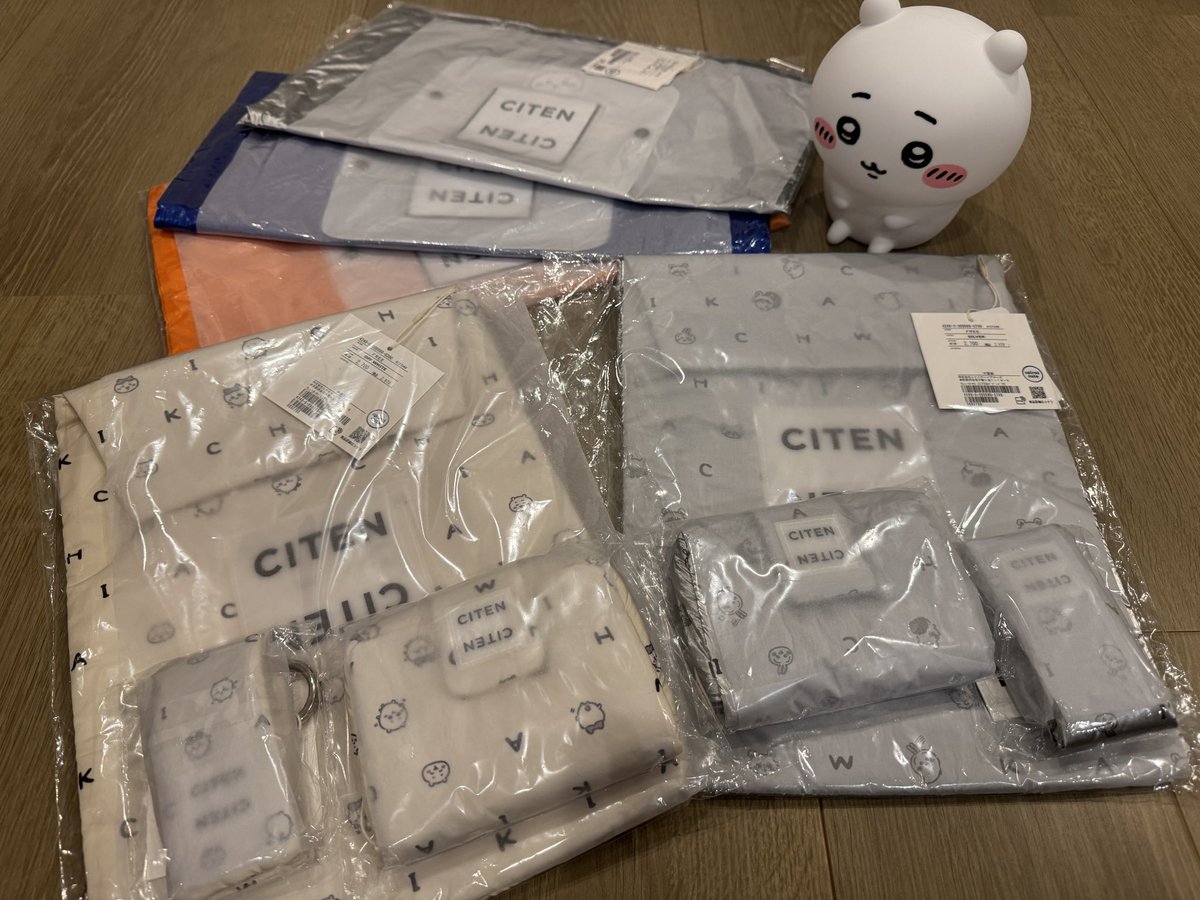 satokokimura's tweet photo. 実は！
CITEN×ちいかわの入店抽選
当たってたのです✨✨
しかもルミネだったから5%オフ📴
全買いしてちい友たちと山分けするんだ❤︎ https://t.co/MD8HHoYV2Z