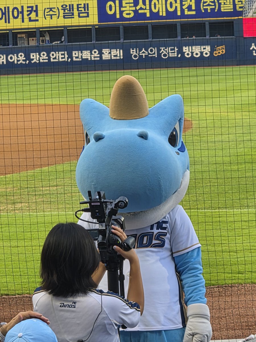 jju_s7's tweet photo. #kbo트친소 #엔씨트친소 

같이 야구 이야기 하고 친해져요 ~ 🙌

직관은 홈때만 야구선수 수준으로 자주 다니고 원정은 가끔 출몰(?)합니다 🫠 https://t.co/a0pnJOpXdl