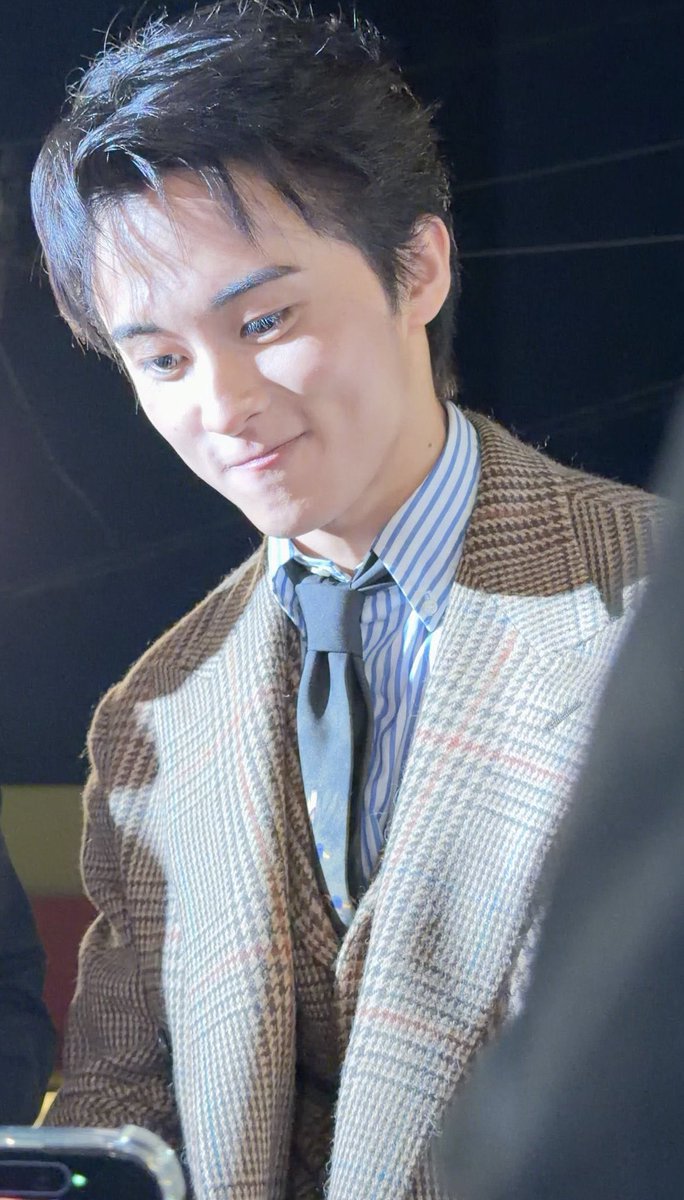 itsnoonnyx's tweet photo. คุณ ceo อายุ 27 ขวบ https://t.co/6bgnXYujxF