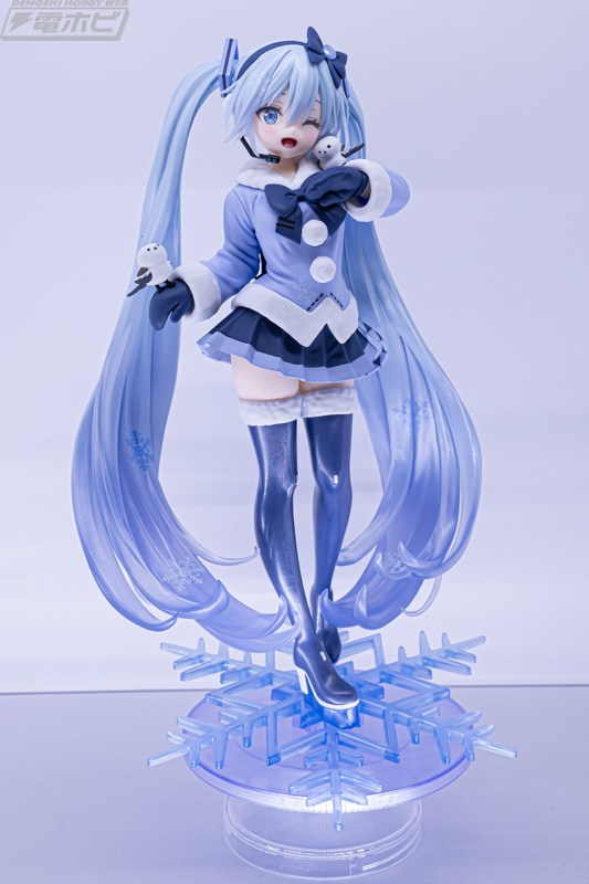 hobby_magazine's tweet photo. クレーンゲーム用景品フィギュア
雪ミク AMP+ SNOW MIKU ALL STARS フィギュア
～2012ver.～
～2013ver.～

https://t.co/M9cT3rq6pw

#プライズフェア #雪ミク https://t.co/g9LZ3uvUl5