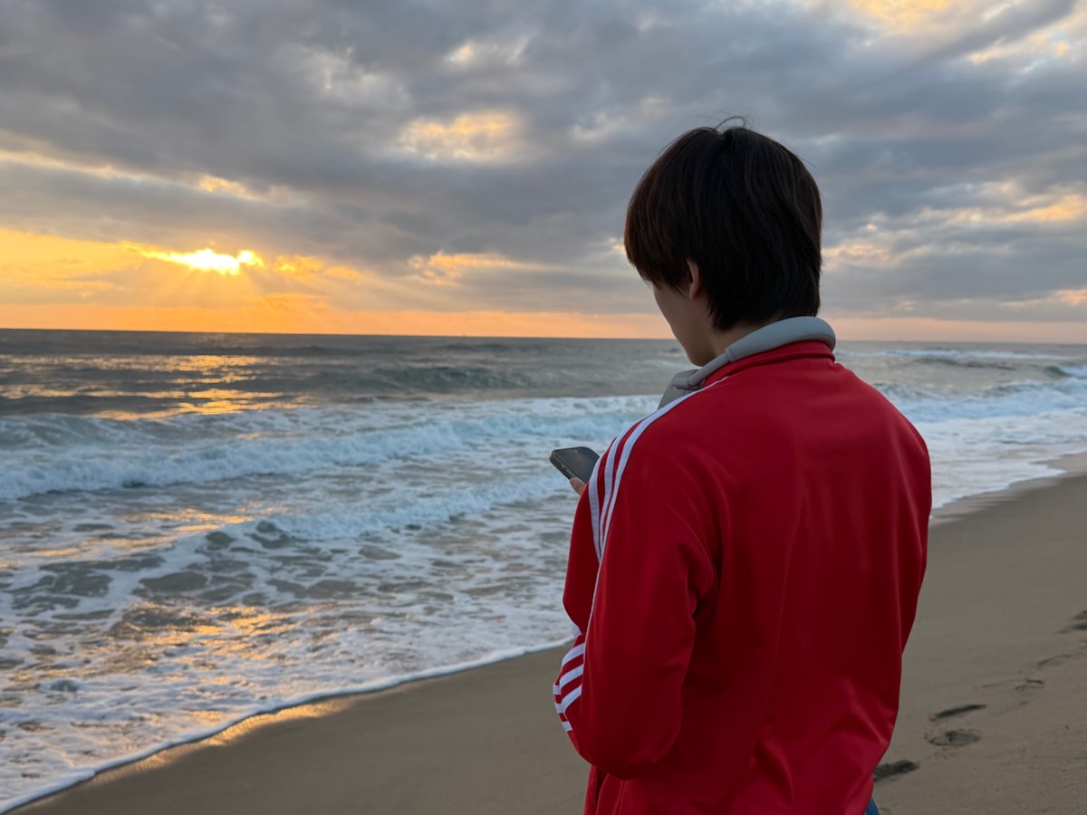 IDID_starship's tweet photo. [🌠] #정세민_DID
우와 나 날아요

#IDID #아이딧 
#JEONGSEMIN #정세민 https://t.co/Dh72NWdFbB