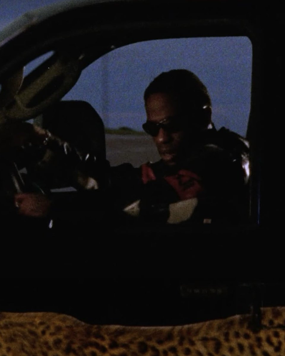 tervisscoot's tweet photo. Travis Scott hinted at a GTA 6 collab more than a YEAR ago when he planted a “GTA VI” license plate in the “2000 EXCURSION” music video 😲 https://t.co/yPG9NiKGKt
