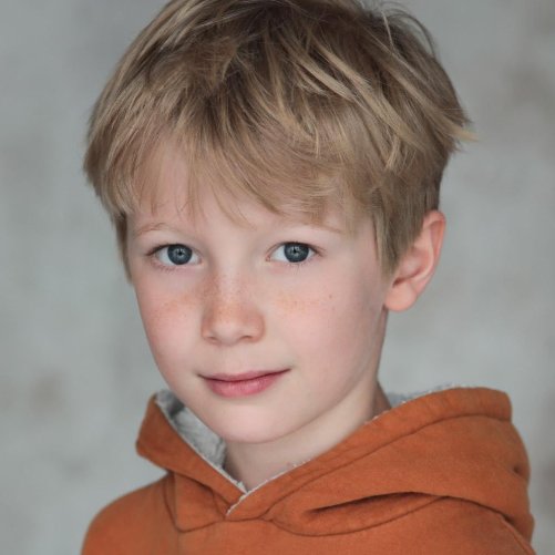 thiegonovais's tweet photo. COLIN CREEVEY! O ator Jasper Ambrose foi contratado como Colin Creevey na série Harry Potter da HBO! O ator estará na segunda e nas próximas temporadas da série. https://t.co/DWIcK02m7r