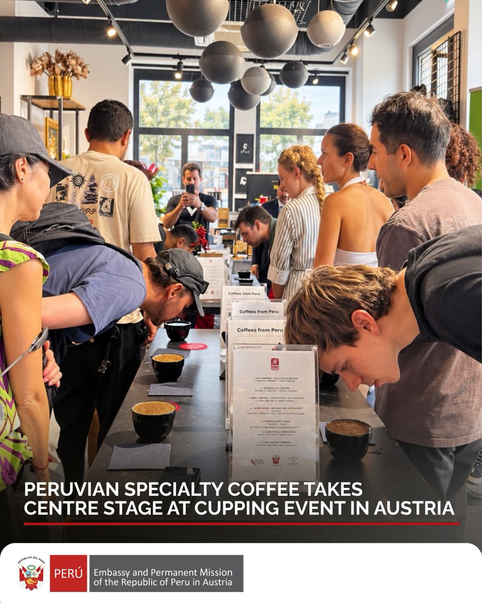 PeruinAustria's tweet photo. #PeruinAustria | The Austrian coffee shop GOTA Coffee Experts, in collaboration with our Embassy, organised an event promoting Peruvian speciality coffee. Siblings Marcus and Katharina Brun presented the findings from their recent trip to Peru ☕️🇵🇪 https://t.co/DNbFJz0rzW