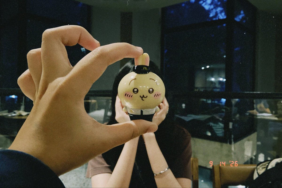 1001069_'s tweet photo. cute hahaha! https://t.co/WWzxKjtcnH