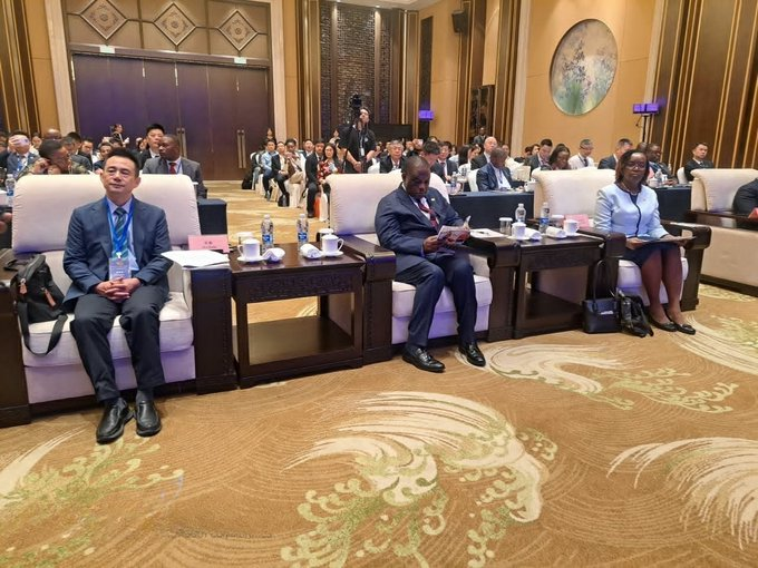 ZimbabweReview's tweet photo. Zimbabwe Bans New Single-Mineral Mining Operations.

Government will no longer approve single-mineral mining operations, with all new mining investments required to have the capacity to identify, separate and process multiple minerals contained within ore deposits at source, Vice President Constantino Chiwenga has announced.

Speaking at the Zimbabwe-China Business Forum in Hangzhou, Chiwenga said the new approach would ensure Zimbabwe captures greater value from its mineral wealth instead of exporting individual minerals in raw or semi-processed form.

He said investors would be expected to bring machinery capable of processing the different mineral components found in deposits. Zimbabwe’s strategic mineral base includes lithium, nickel, graphite, manganese, cobalt, copper, chrome, platinum group metals and rare earths.

The policy will be supported by Special Economic Zones and industrial parks focused on mineral processing, manufacturing and the development of upstream and downstream value chains.

Chiwenga said the same value-addition approach should be applied to agriculture, highlighting tobacco, where Zimbabwe produces significant volumes but exports about 90% as raw leaf. He called for investment in cutting, blending, manufacturing and packaging to retain more value domestically.